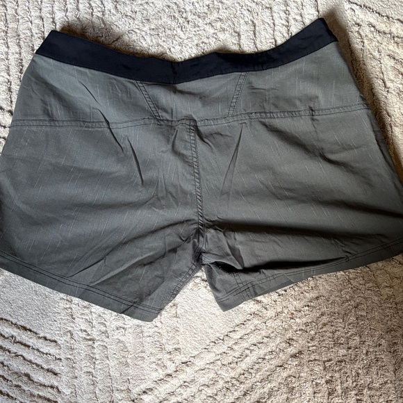 Club Ride Apparel Black and Gray Women's Athletic Shorts - Picture 4 of 4